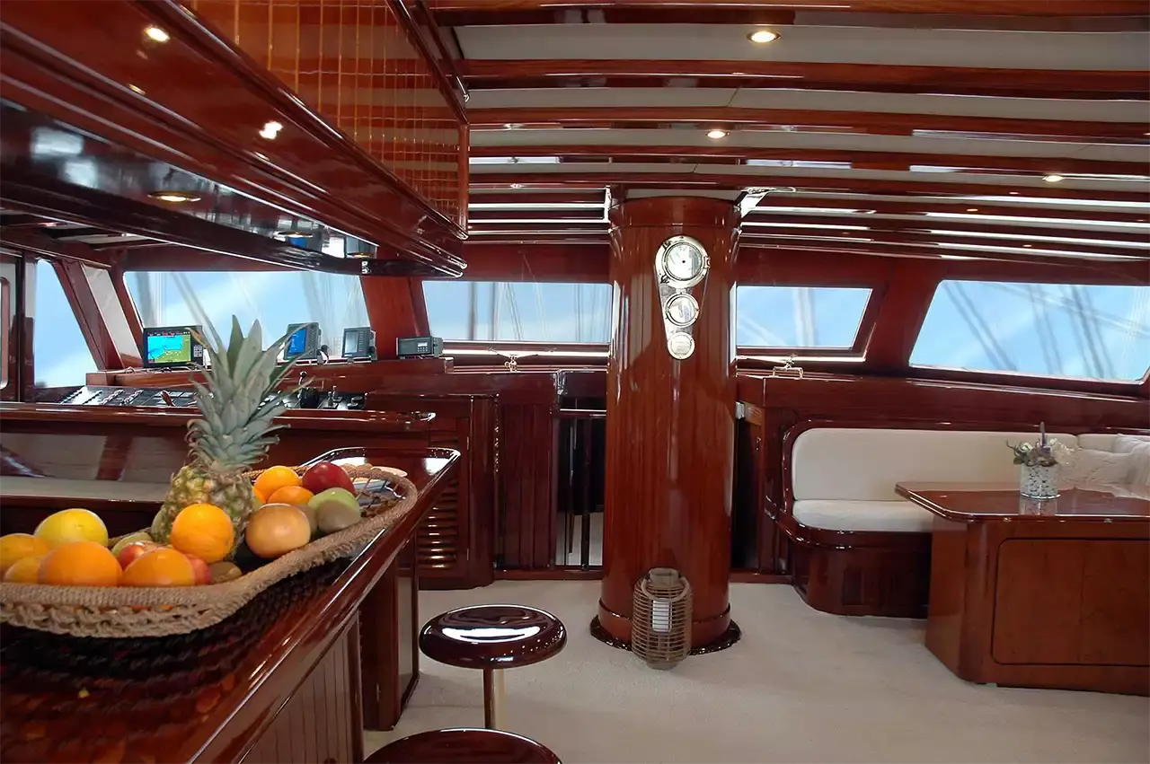 M/S Matina main salon