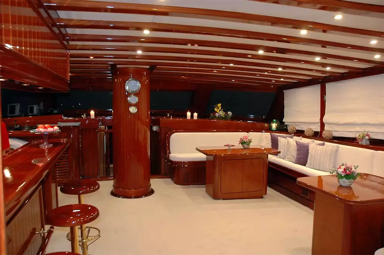 M/S Matina salon